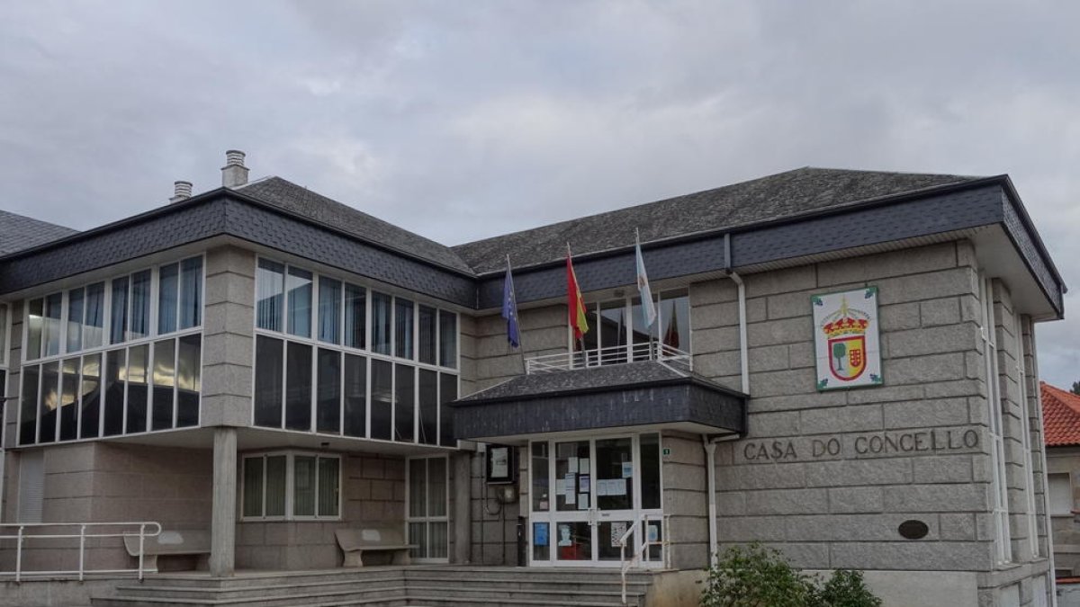 Suspenen una funcionària d'una presó gallega per mantenir una relació amb un pres