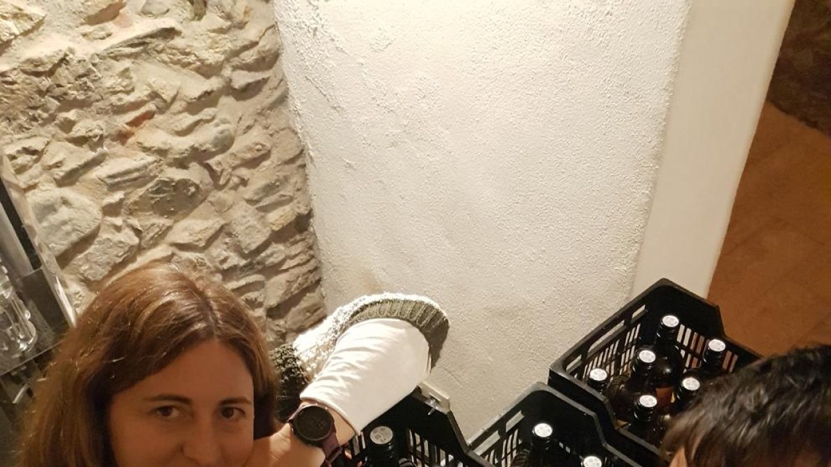 Pilar Martínez e Isaac Castelló hace casi tres años que pusieron en marcha Licors Quevall.