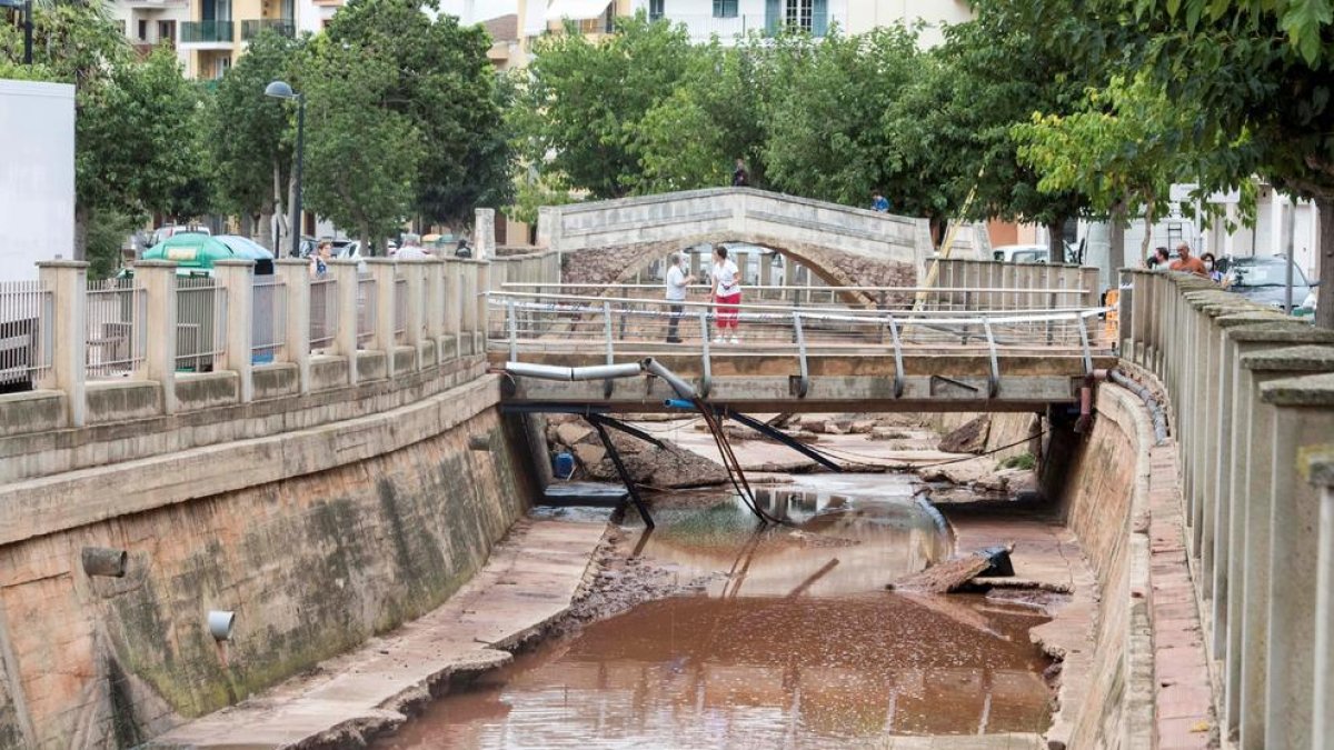 Una DANA provoca inundacions i destrosses a l'est de la Península