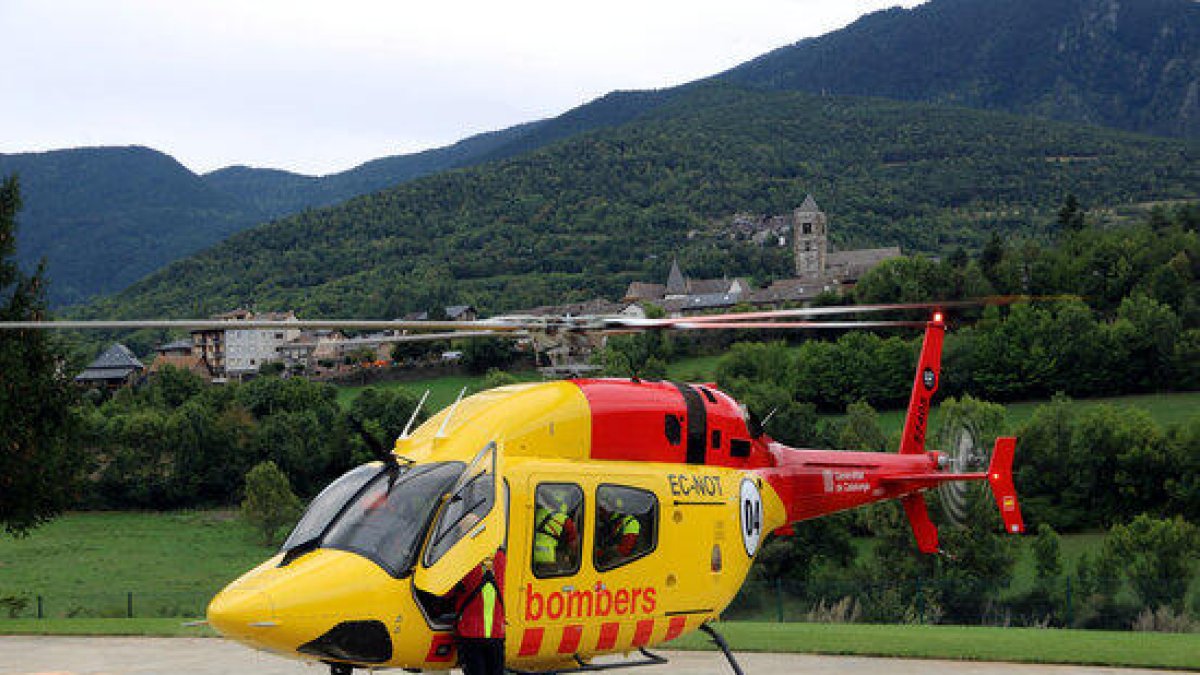 L'helicòpter de rescat amb base a Tírvia ha fet uns 260 serveis al Pirineu des de l'1 de juliol