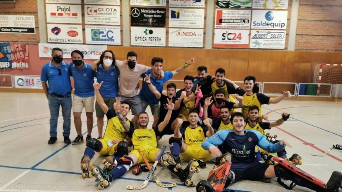 Ripollet i Reus ascendeixen a Juneda