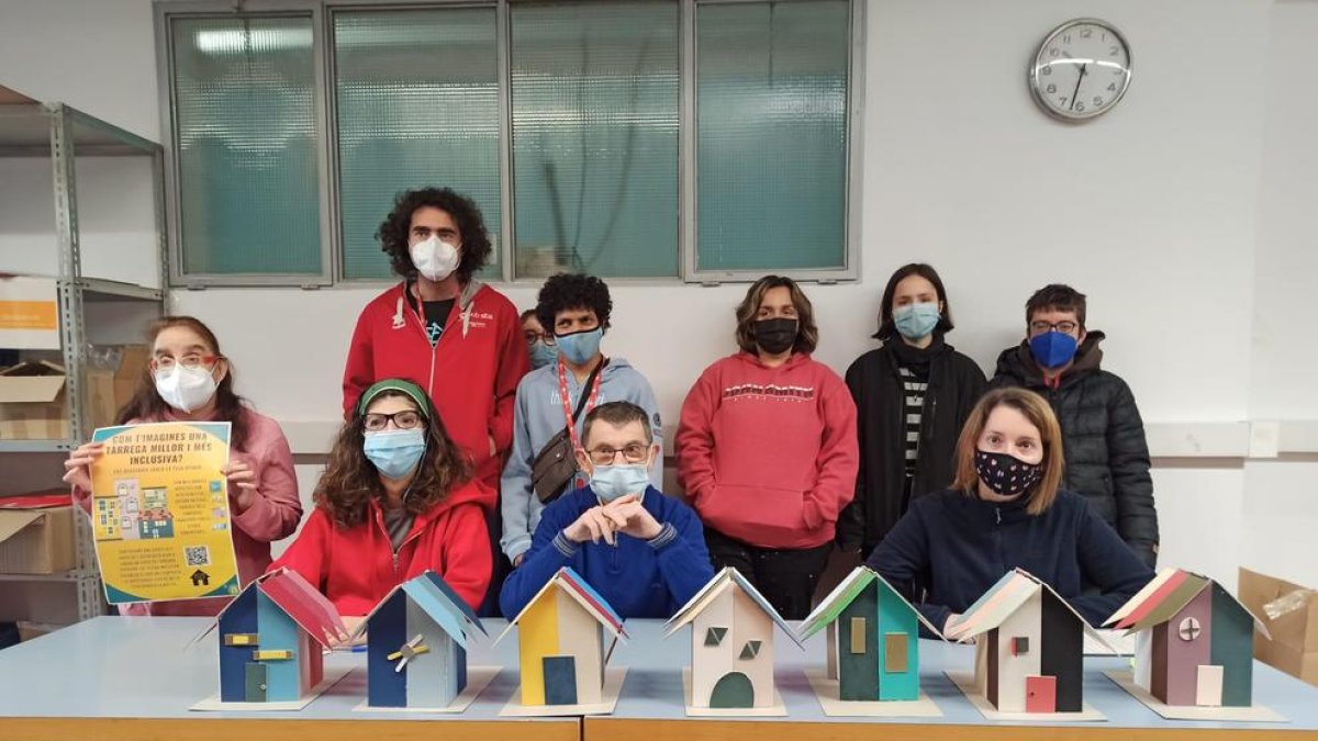 Foto de grup dels joves participants en la iniciativa.