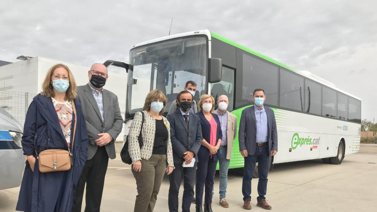 La presentació del bus exprés a les Borges Blanques.