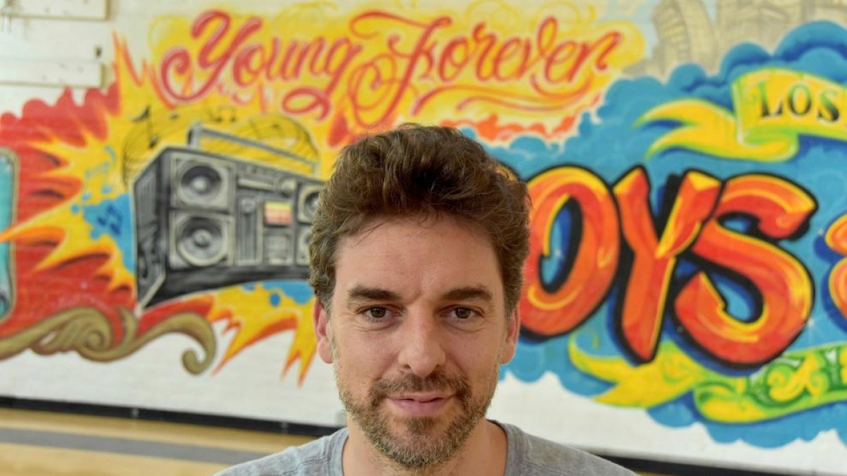 Pau Gasol deixa una etapa de 20 anys a l’NBA per tornar al Barça.