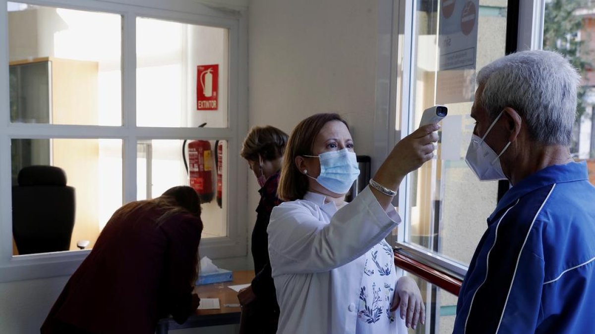 La variant delta suposa el 4% dels casos, 3 punts més que fa una setmana