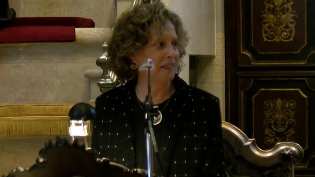 Anna Casanovas, durante la sesión de ayer de la RAMC.