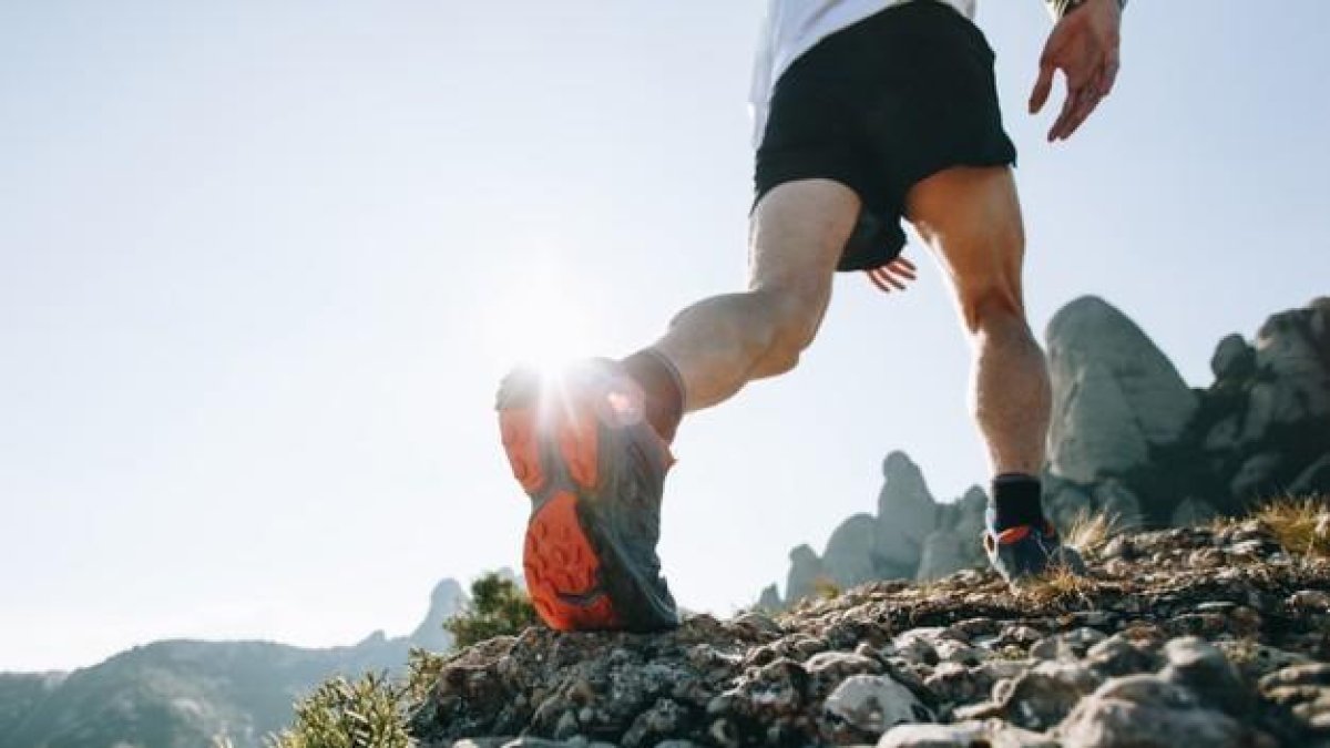 Mueren 21 corredores en un ultramaratón de montaña en China