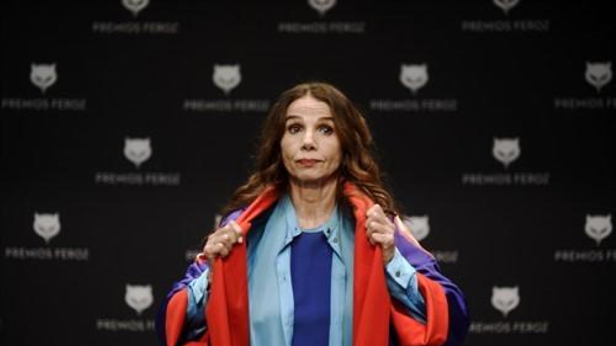 Victoria Abril carga contra las vacunas y las mascarillas