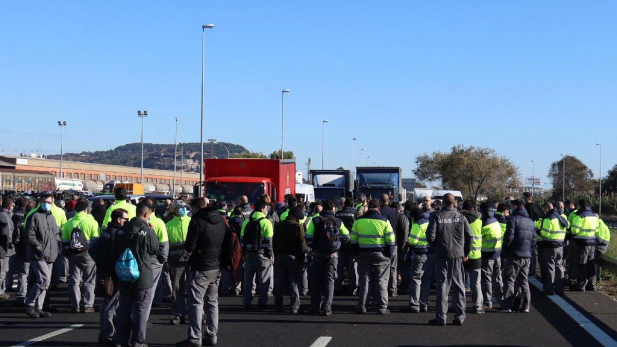 La protesta va generar importants retencions a la ronda Litoral.