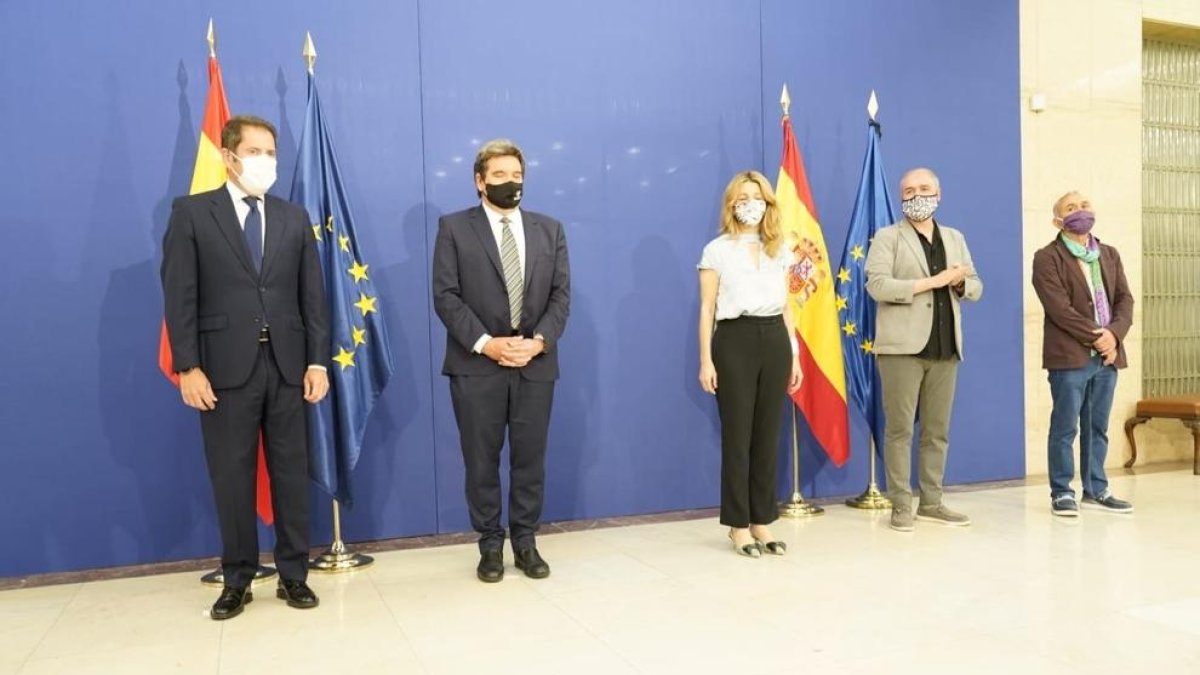 Escrivá, Díaz i els líders de Cepyme, CCOO i UGT, sense el de CEOE.