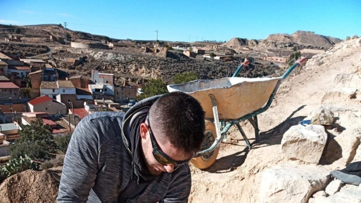 Los trabajos para la restauración del muro.