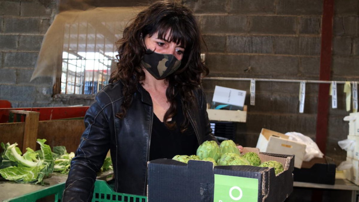 Reinventar-se en temps de covid: de cuinar producte ebrenc a portar-lo a les cases d'arreu del país