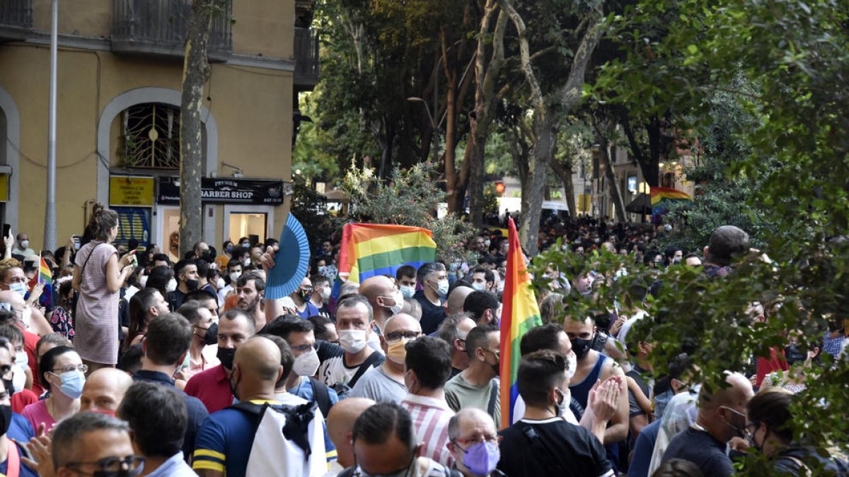 Cientos de personas acudieron a la concentración en Barcelona.
