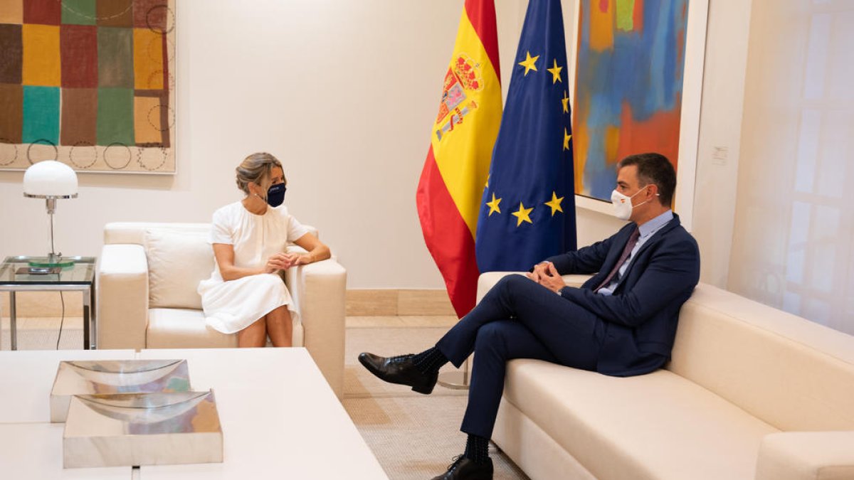 El gobierno español aprueba los presupuestos generales del Estado para 2022 con una inversión récord de 40.000 millones