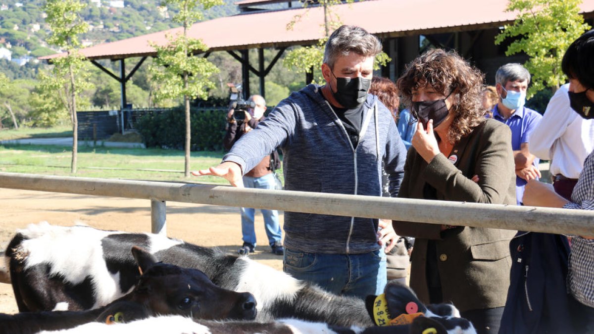 Jordà va visitar ahir la granja Can Gel, situada a Dosrius.