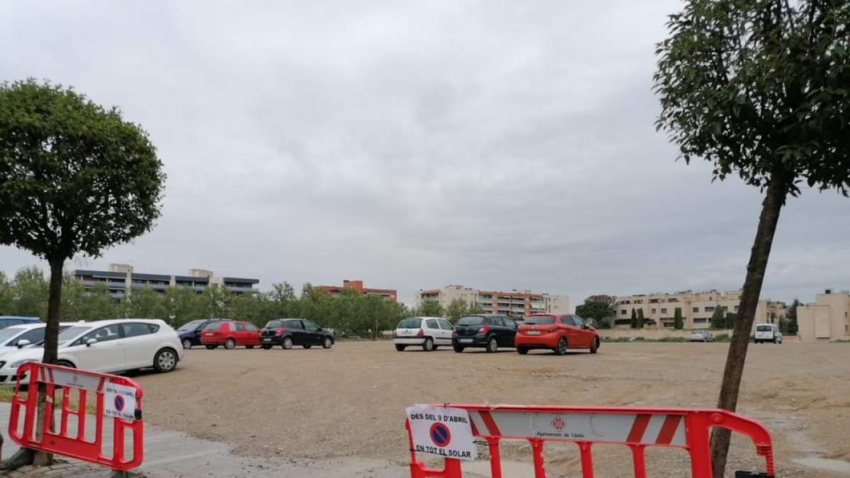 Preparatius per convertir en parc el solar d'Alcalde Pujol