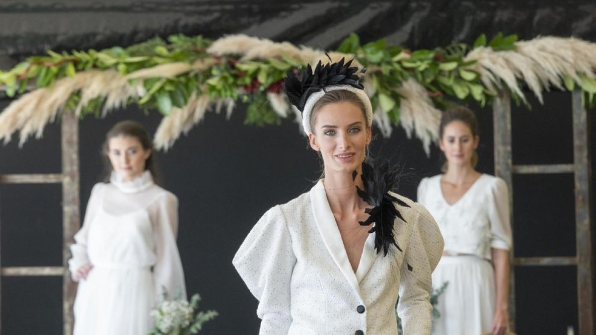 Desfile de las últimas tendencias en vestidos de novia de la firma Marina Codina.