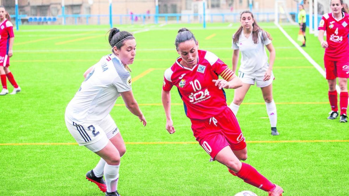 Les jugadores de l’AEM celebren la victòria d’ahir.