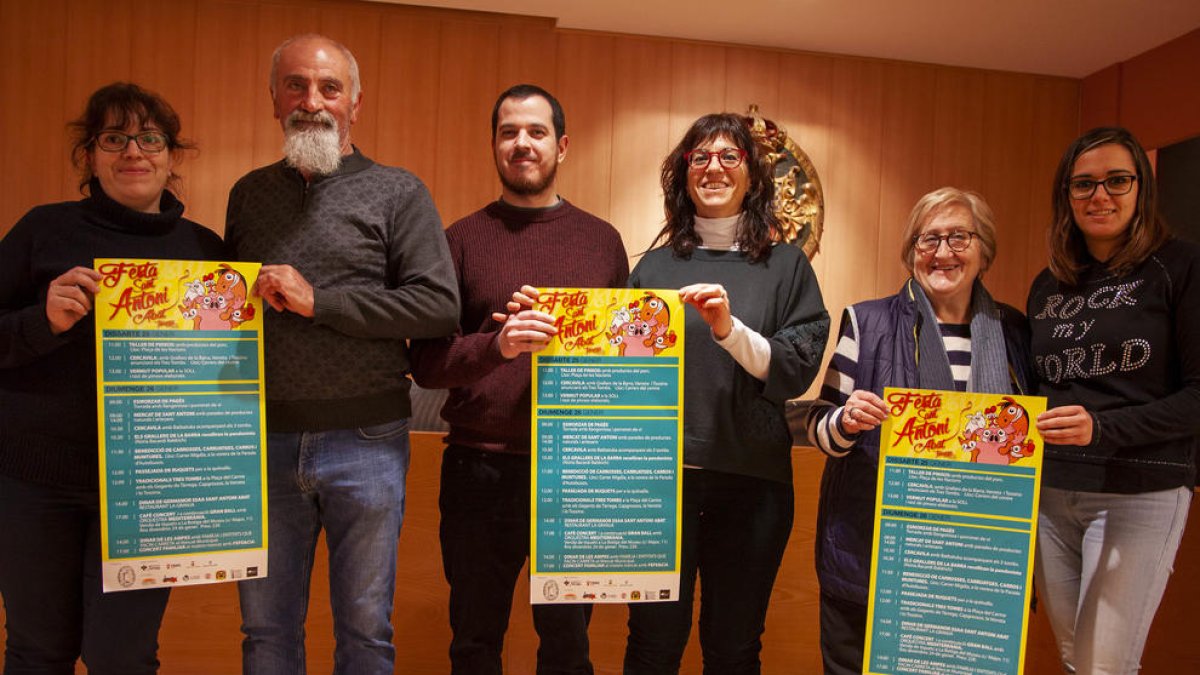 Los organizadores de los Tres Tombs de Tàrrega presentaron ayer la programación de este año.
