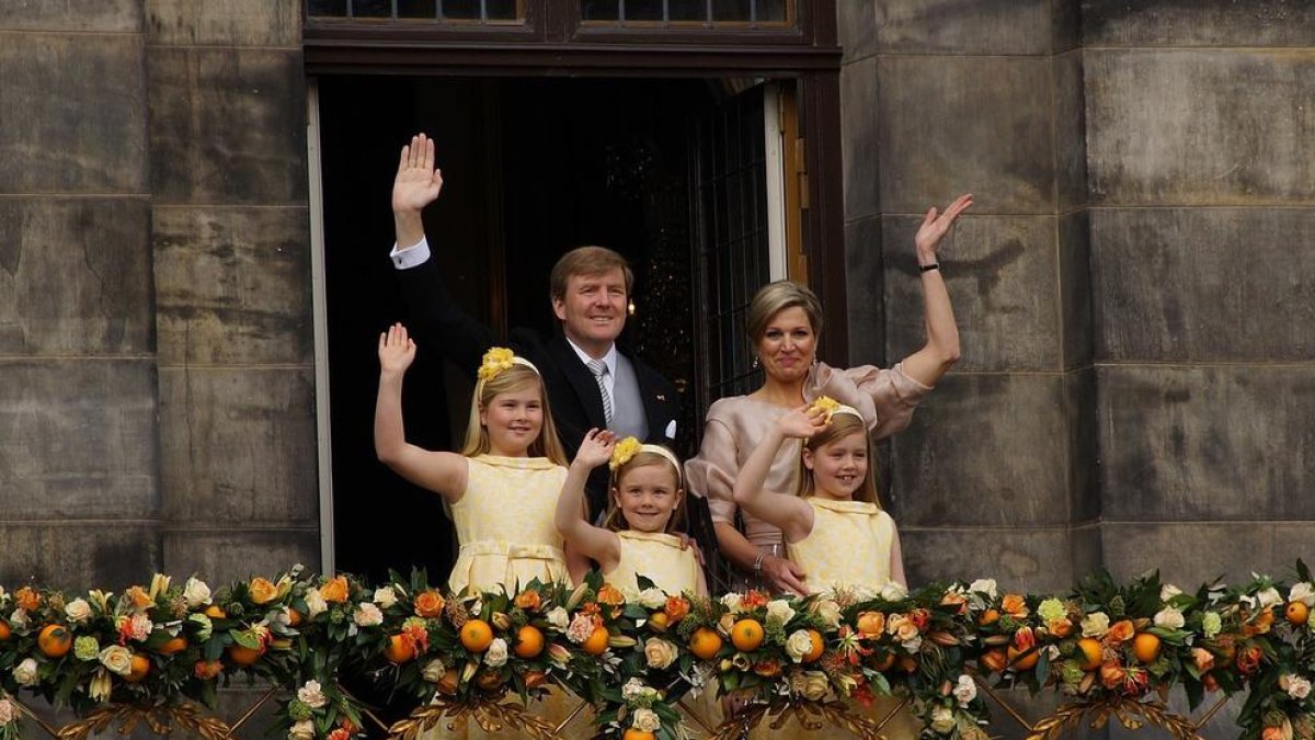 Holanda aprueba una ley que permite a la princesa Amalia ser reina si decide casarse con una mujer
