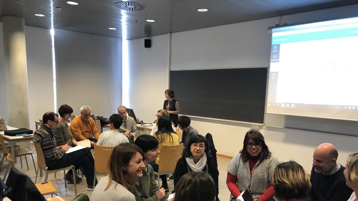 Uno de los cinco talleres que se impartieron en la jornada.