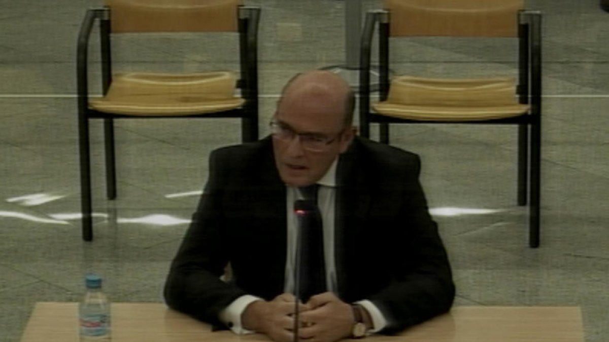 El coronel Diego Pérez de los Cobos, ayer, en la Audiencia Nacional.