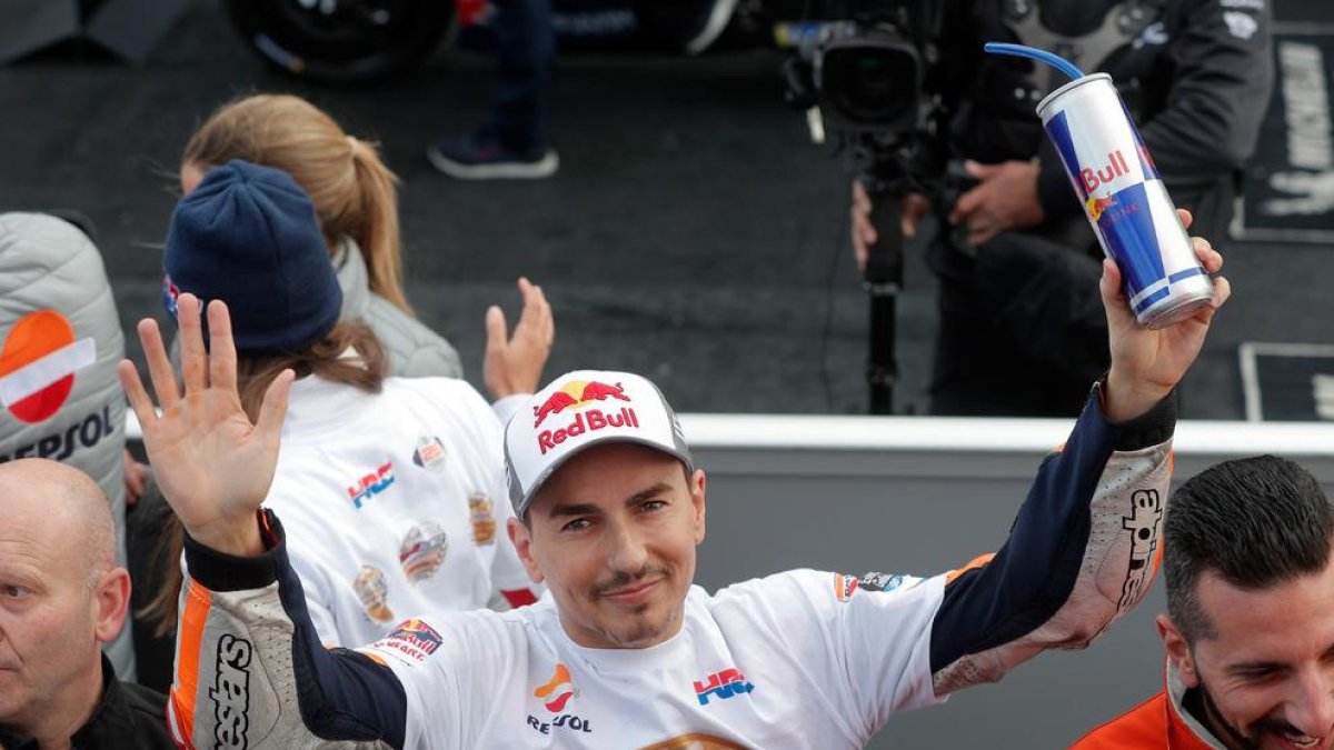 Jorge Lorenzo vuelve a Yamaha como piloto de pruebas