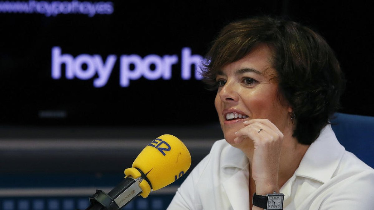 Santamaría garanteix que s'impedirà que l'1-O hi hagi urnes a Catalunya