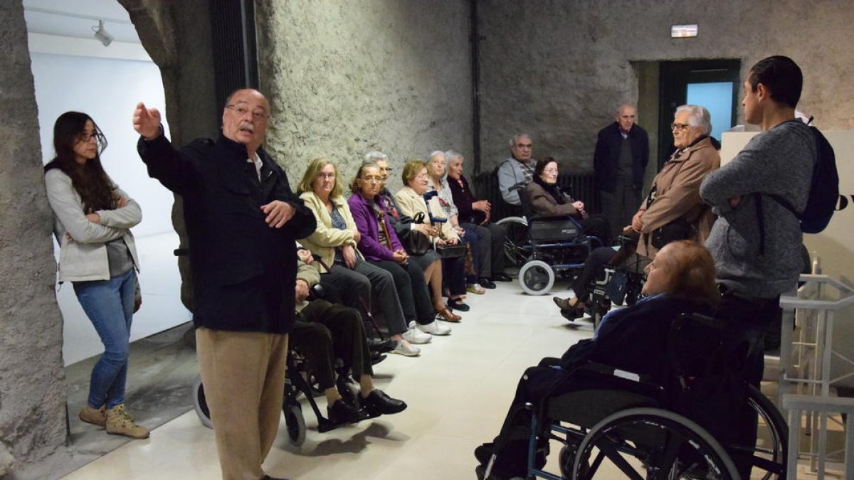 La festa va començar ahir amb la visita al Museu Diocesà d’Urgell.