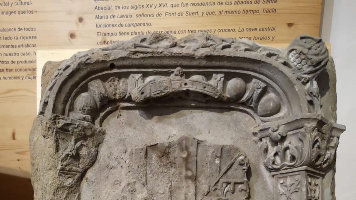 Imatge de l’escut heràldic de Pere de Cardona.