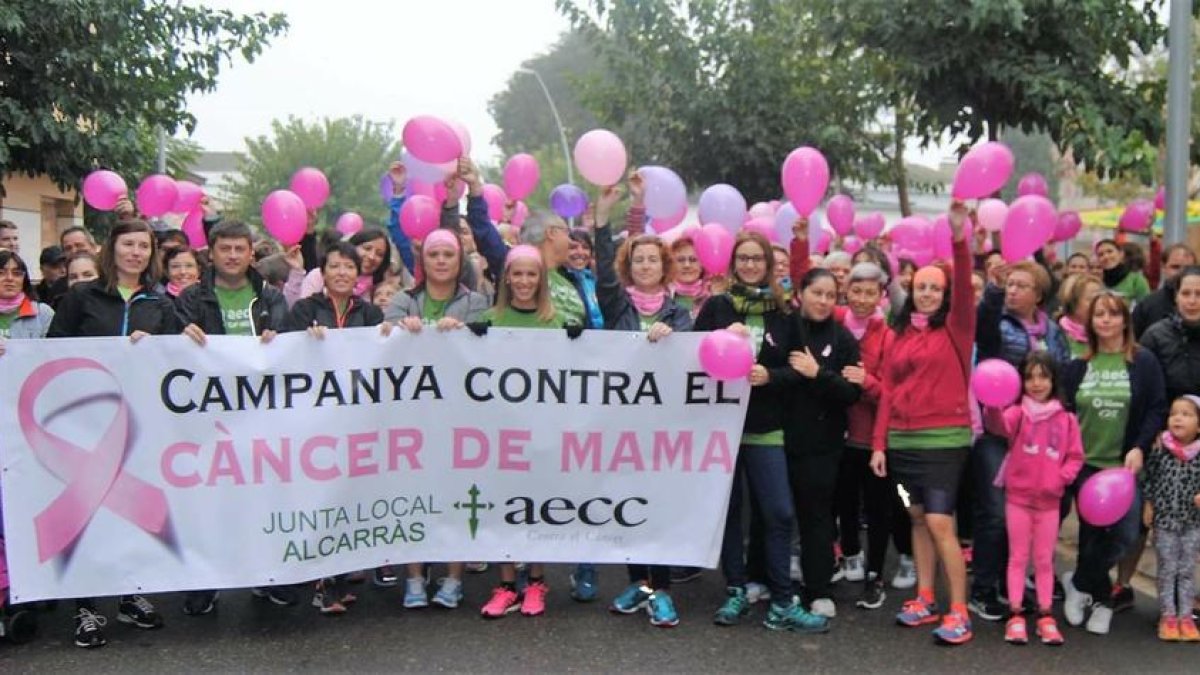 Imatge d’arxiu d’una caminada contra el càncer a Alcarràs.