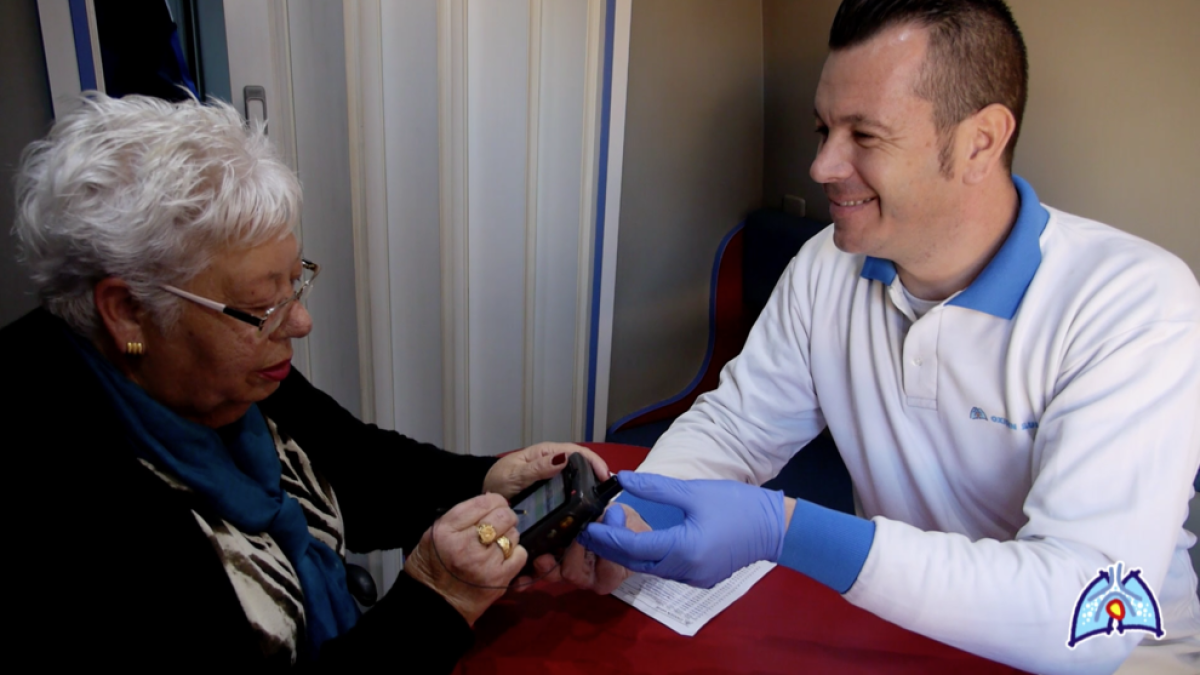 La aplicación permite hacer un seguimiento de la patología.