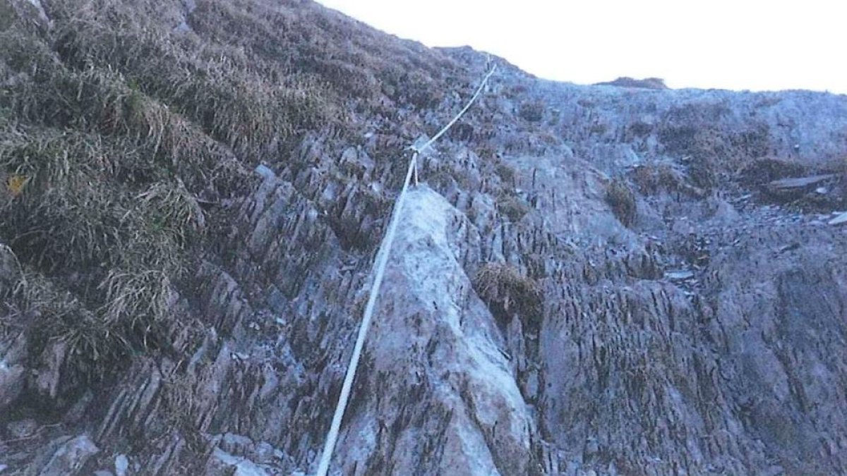 El cable que se ha restablecido en la zona de Còth deth Hòro.