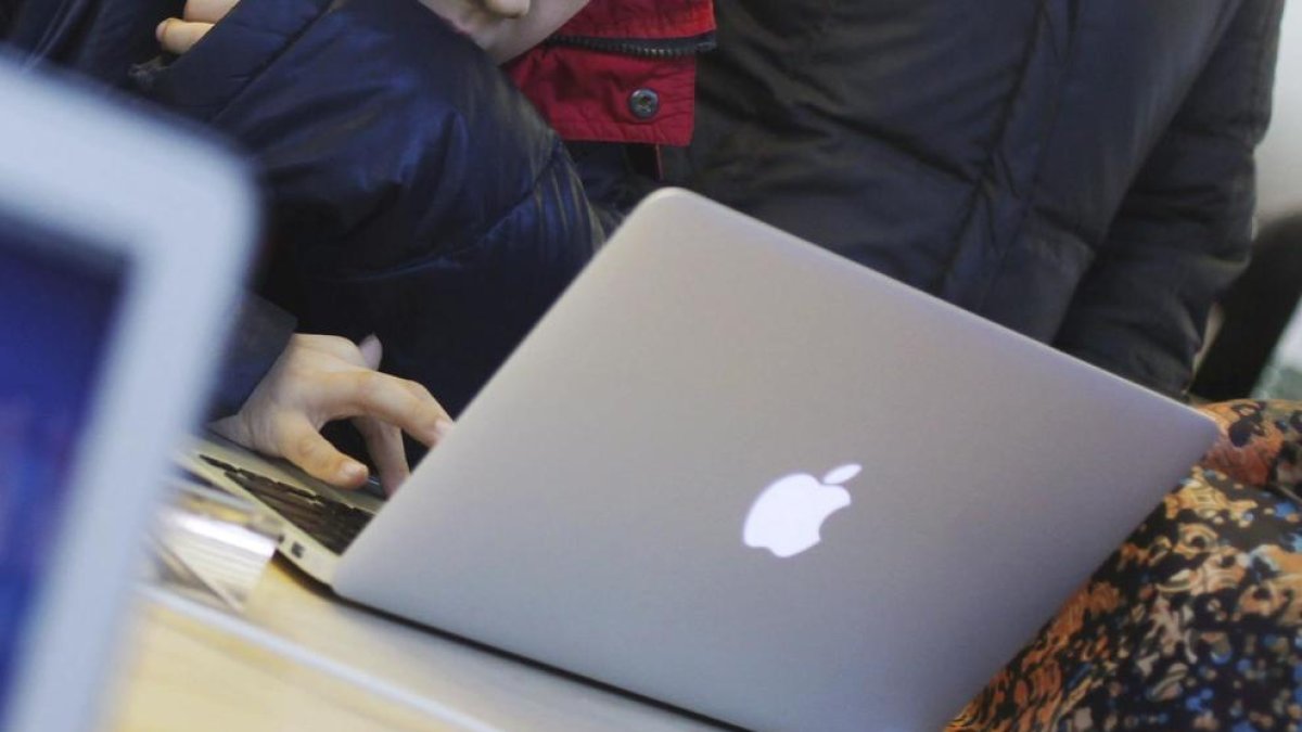 Més del 88% dels nens de 10 anys utilitza ordinadors i accedeix a internet