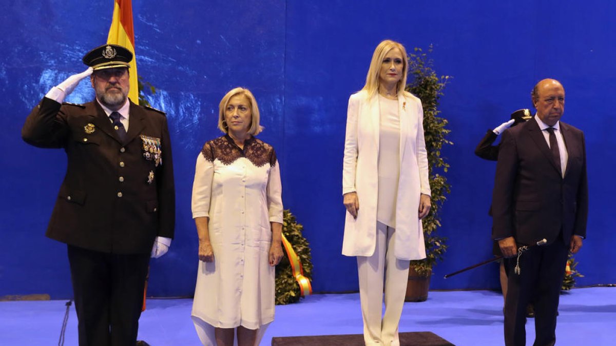 Cristina Cifuentes, ahir en la celebració del dia de la Policia.