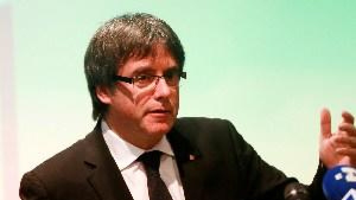 Puigdemont diu que Espanya ha retirat euroordre 