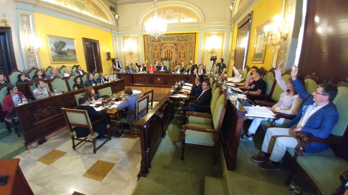 Els edils del PSC, Cs i PP van votar a favor de les ordenances fiscals del 2018.