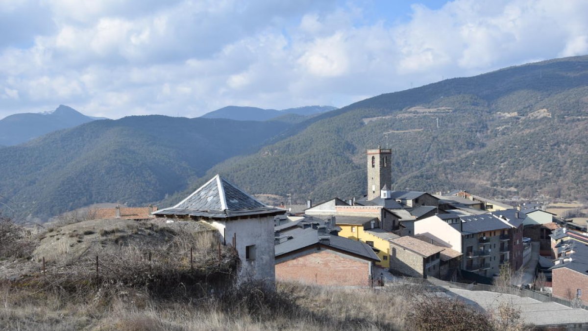 El dipòsit del Pla de Sant Tirs, on han instal·lat comptadors.