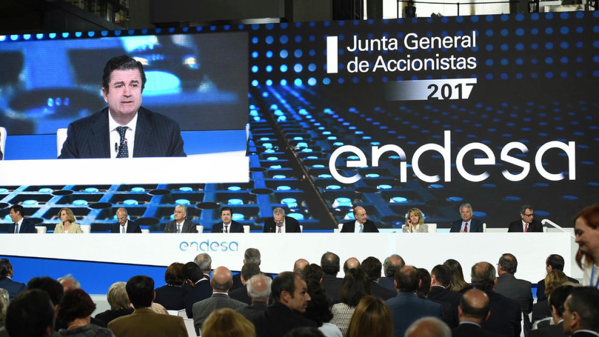Endesa va guanyar 253 milions, un 26% menys, per excepcionals condicions del mercat