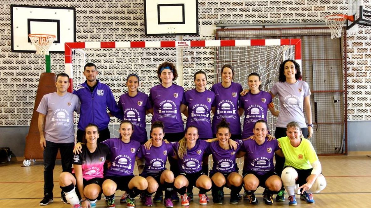 Les lleidatanes no van poder brindar un triomf a l’afició.