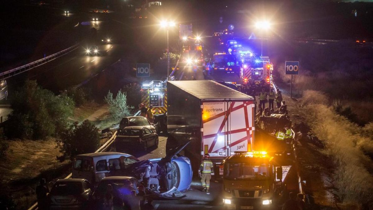 Almenys cinc morts en un accident múltiple a Múrcia