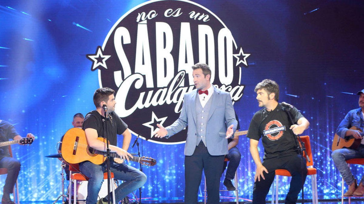 Fernando Gil con Estopa.