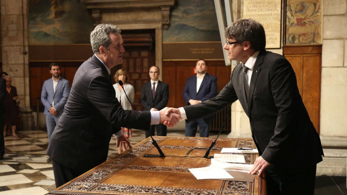 El nuevo conseller de Interior garantiza que los Mossos facilitarán la normalidad en el 1-O