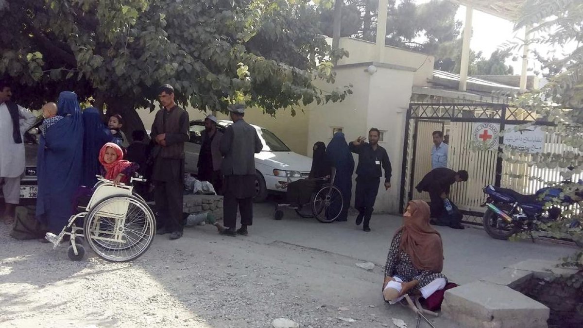 Pacients evacuats del centre en el qual treballava Enebral.