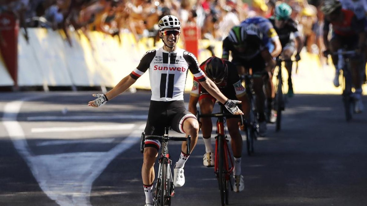 L’australià Michael Matthews va aconseguir la segona victòria consecutiva d’etapa per al Sunweb.