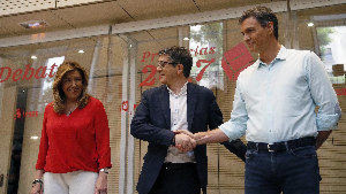 Díaz se irá si no logra que el PSOE remonte y Sánchez se agarra a la abstención