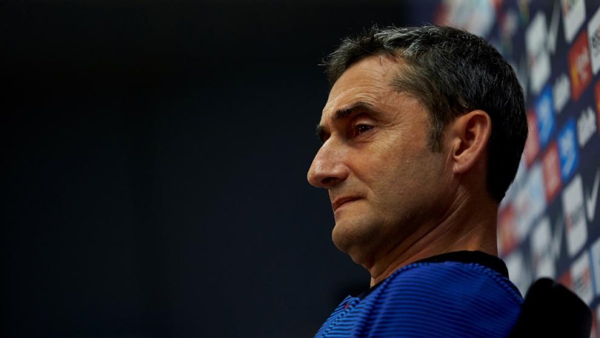 Ernesto Valverde, ahir, durant la roda de premsa que va oferir.