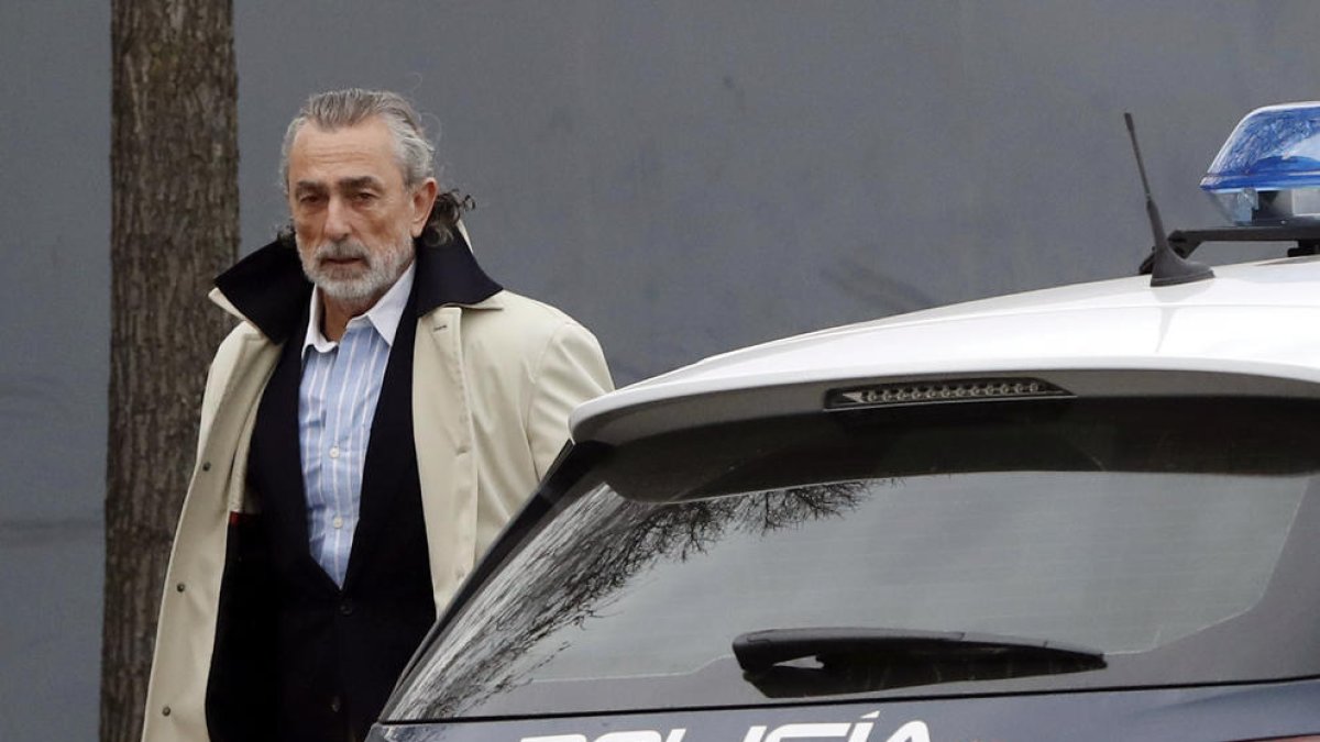 Francisco Correa, líder de la trama de corrupció, a l’arribar a l’Audiència Nacional.