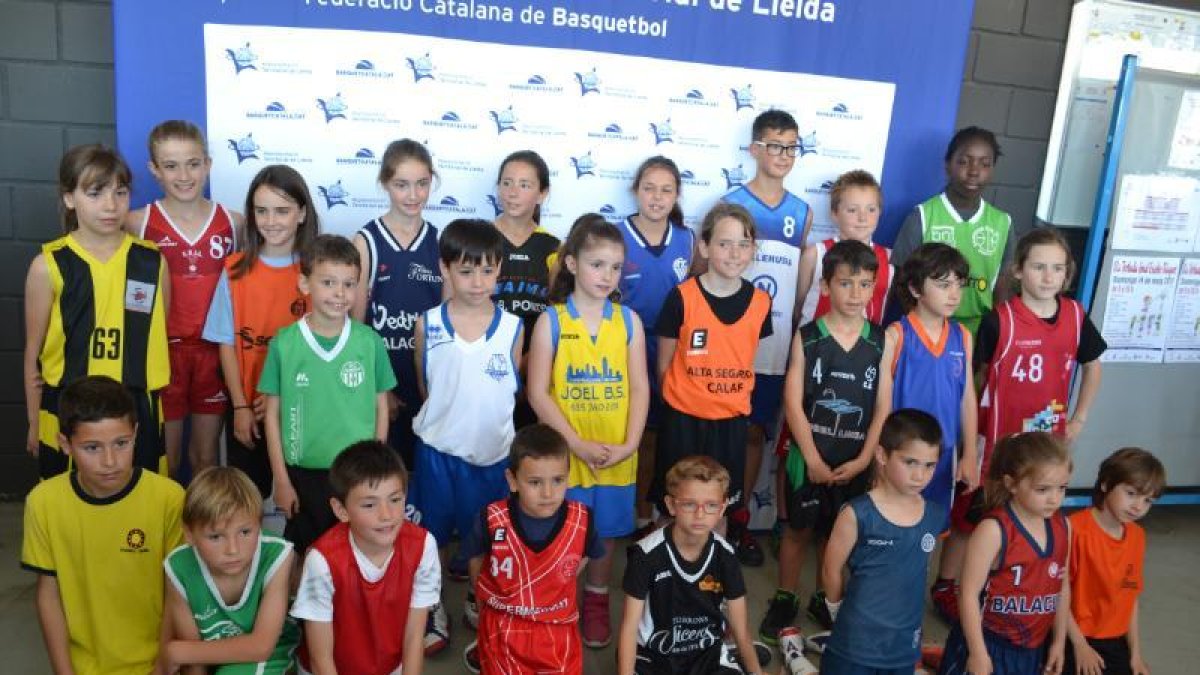Fi a la Trobada d’escoles de bàsquet a Balaguer amb 25 clubs