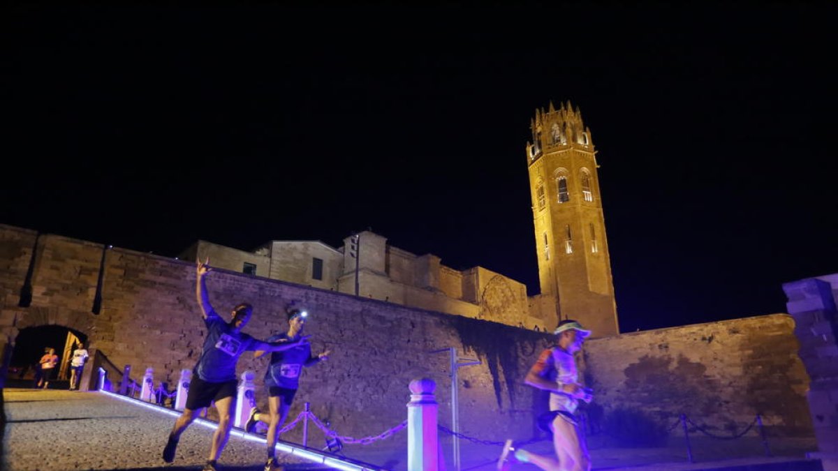 La Lleida Night Run llena de actividad el Turó de la Seu Vella